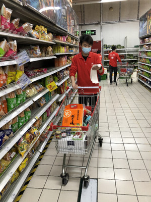 家乐福“到家”订单环比激增63.6%，“葛优躺经济”催热三伏天生鲜百货消费